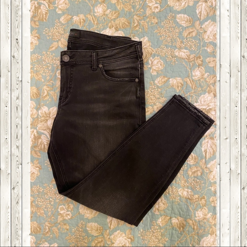 Women’s Silver Black Skinny Kenni Jeans 14